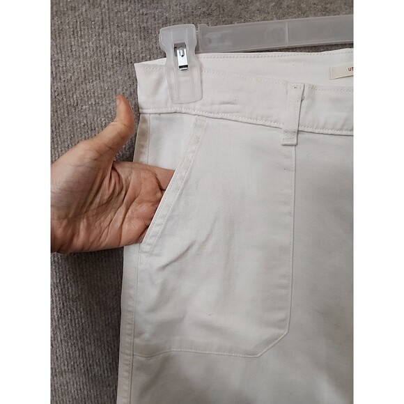 Levis Utility Ankle Pants Womens 29 Cream White Chino Stretch NEW - Picture 3 of 11